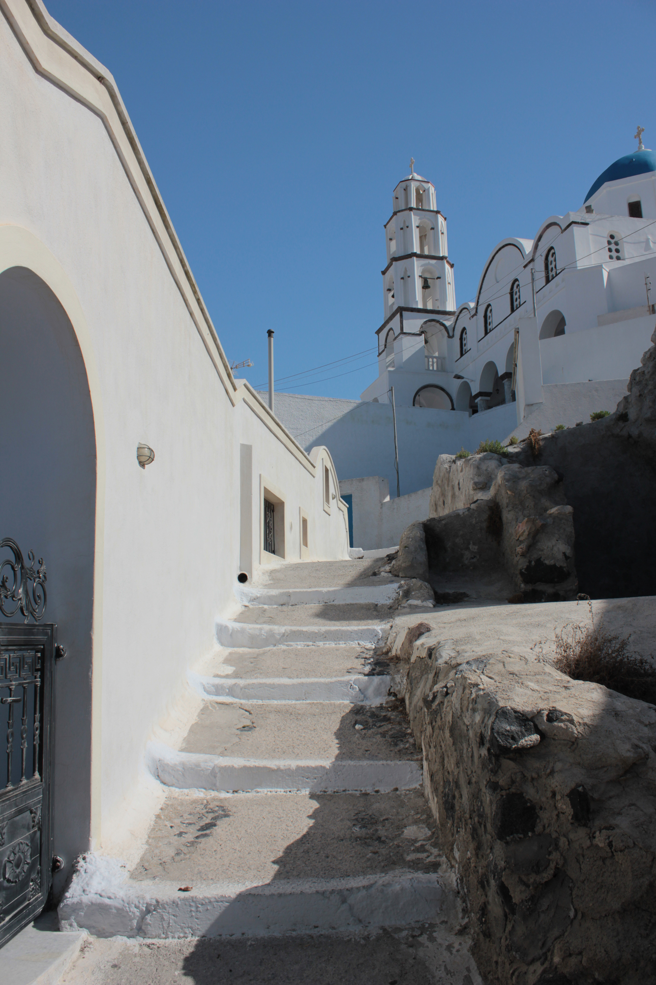 Narrow old street in Pyrgos village, Santorini